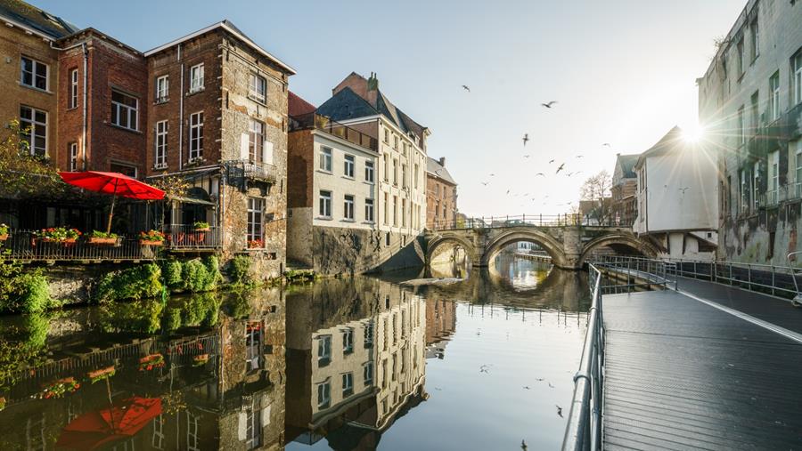 Inspirerend decor voor zakelijke bijeenkomsten en teambuilding